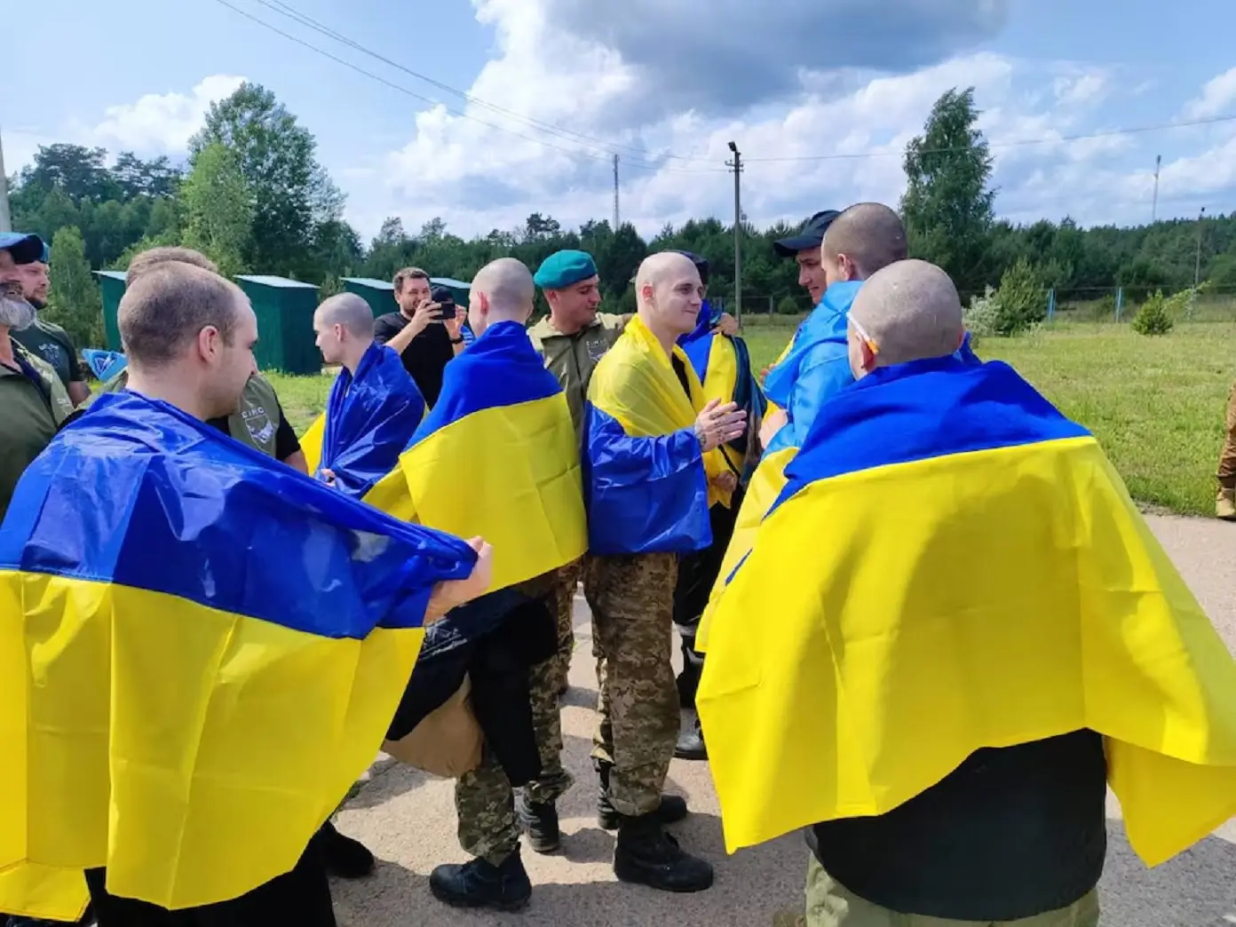 Russia and Ukraine swap prisoners of war, soldiers under 25 return home