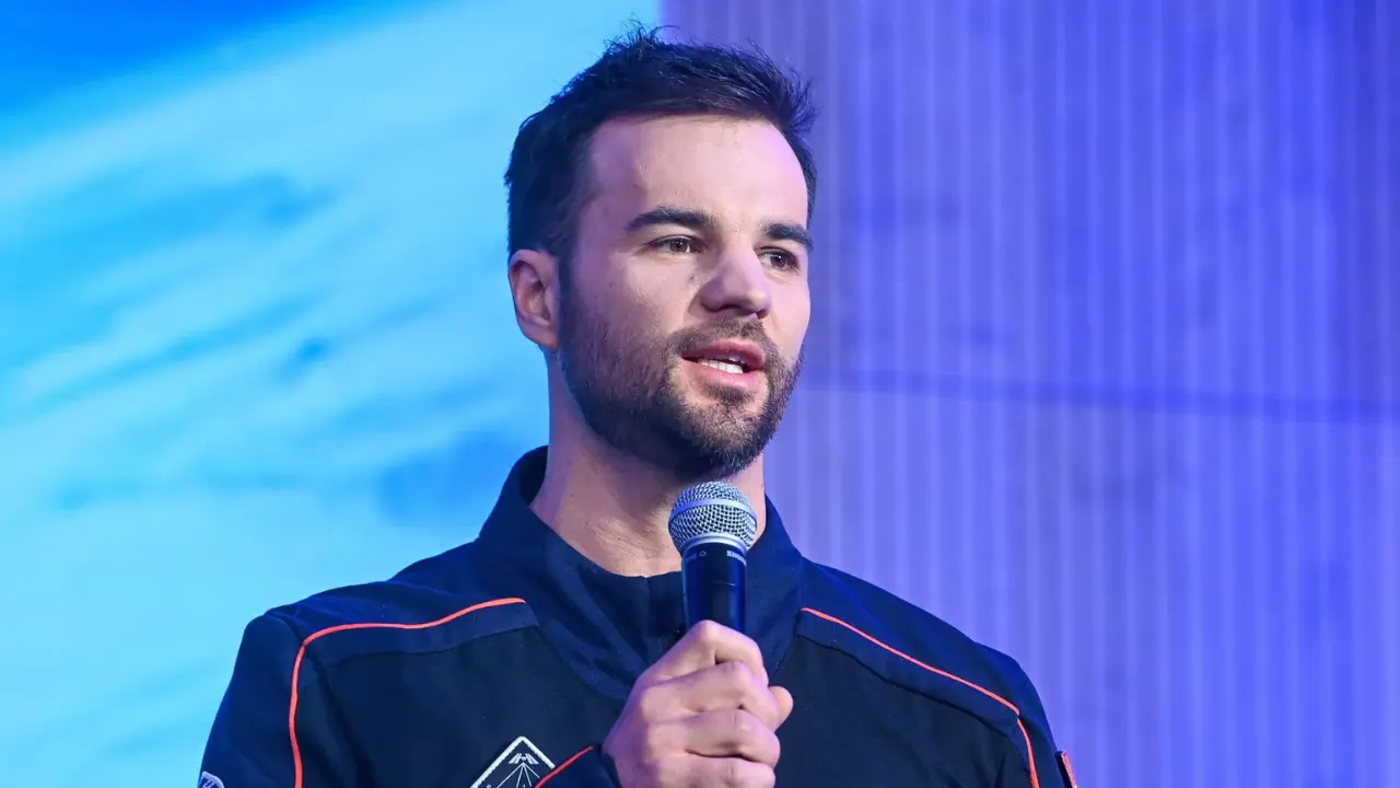 Tibor Kapu: Mission Specialist