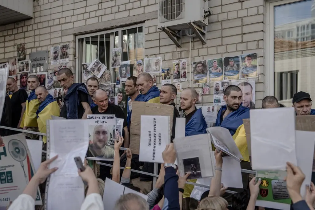 Russia, Ukraine conclude second round of prisoner swap