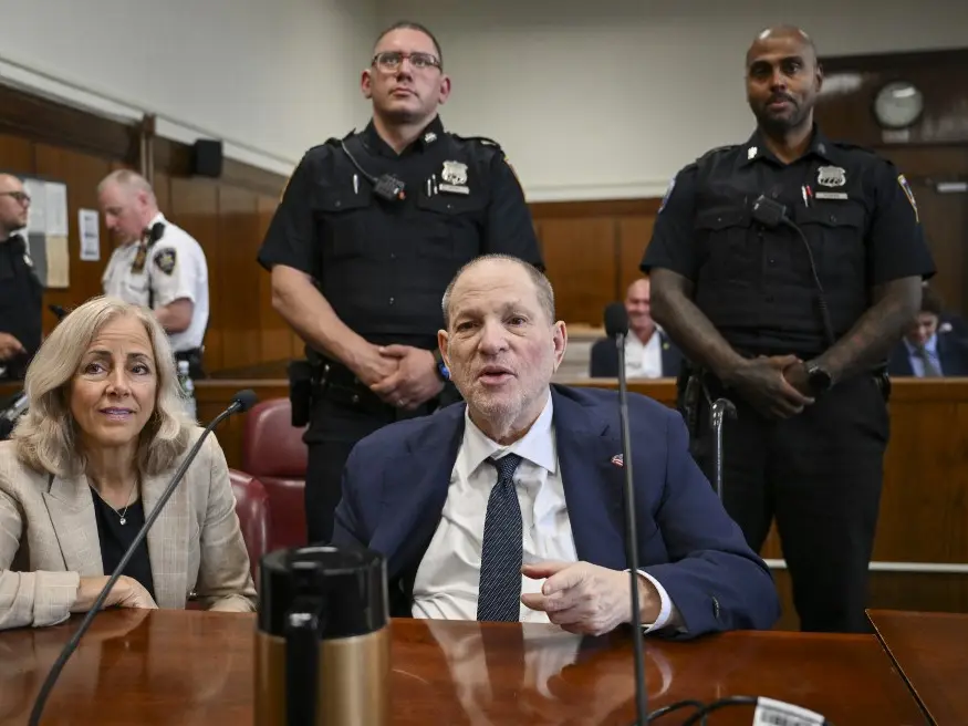 Jury dispute triggers mistrial on Harvey Weinstein rape charge Jury dispute triggers mistrial on Harvey Weinstein rape charge