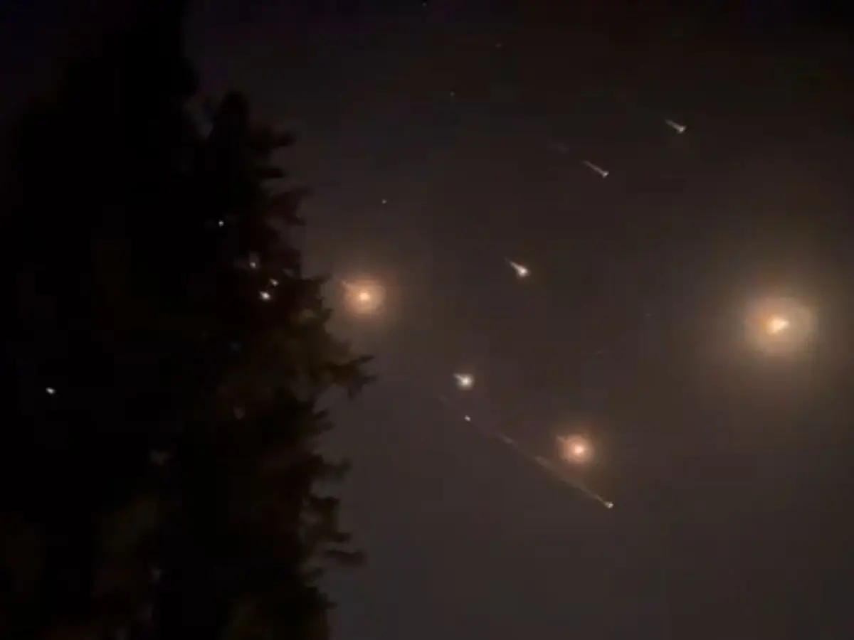 Israel-Iran war: Iran launches new wave of missiles, Israel strikes Tehran | VIDEO