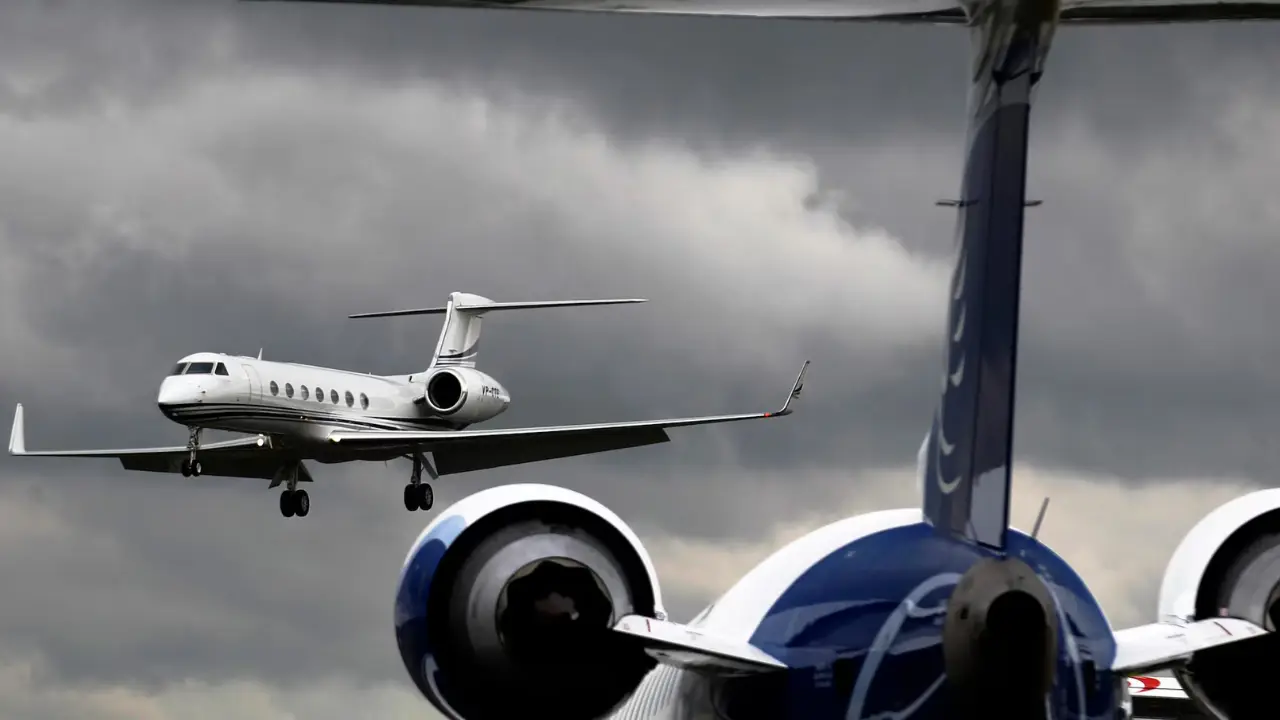 One jet for every four guests The ratio of excess