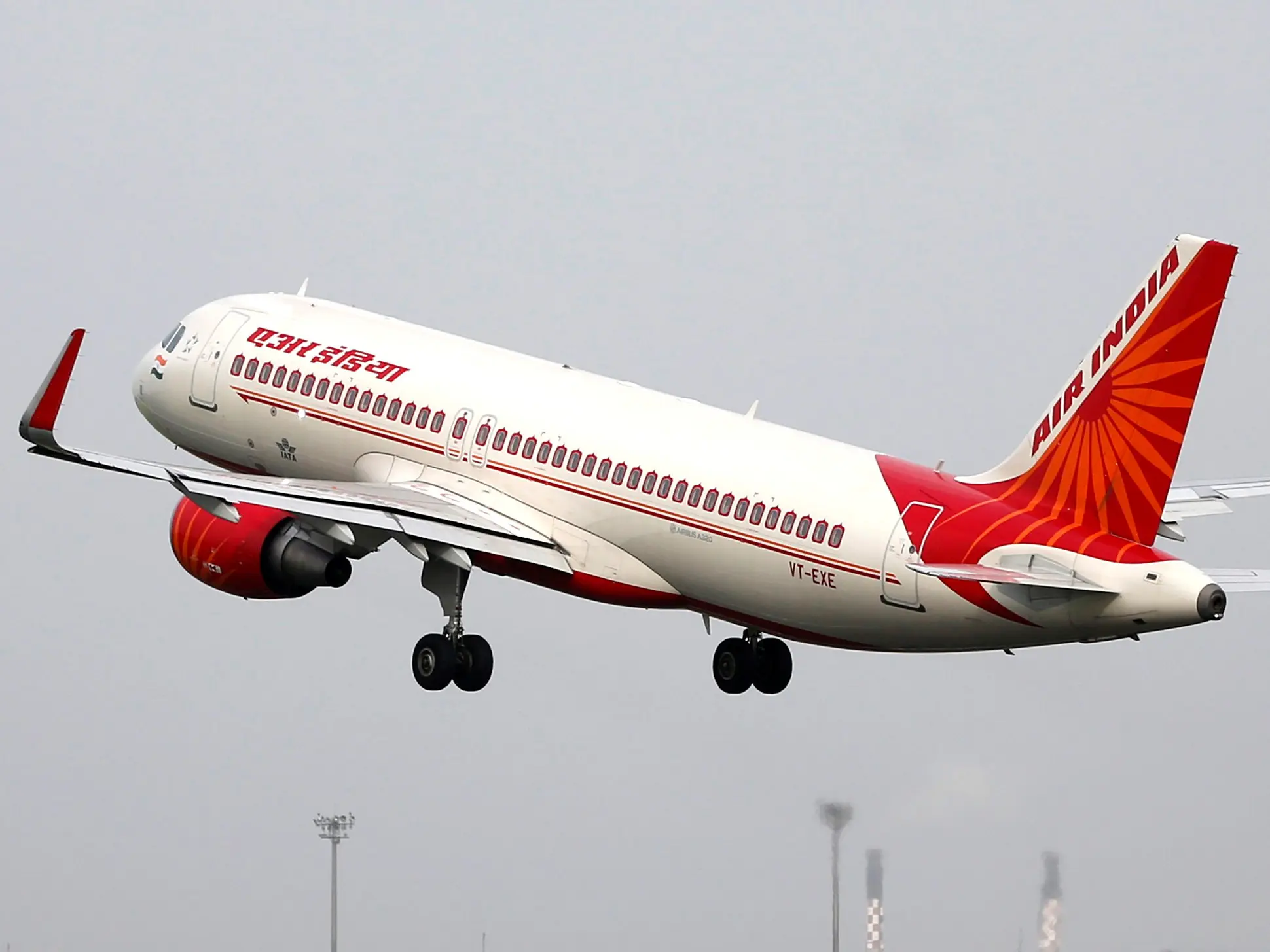 Another Air India flight faces technical glitch, passengers forced to deplane in Kolkata Another Air India flight faces technical glitch, passengers forced to deplane in Kolkata