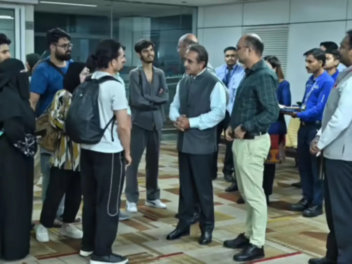 First batch of Indians back from Iran, parents of remaining students urge MEA to increase pace of Operation Sindhu First batch of Indians back from Iran, parents of remaining students urge MEA to increase pace of Operation Sindhu
