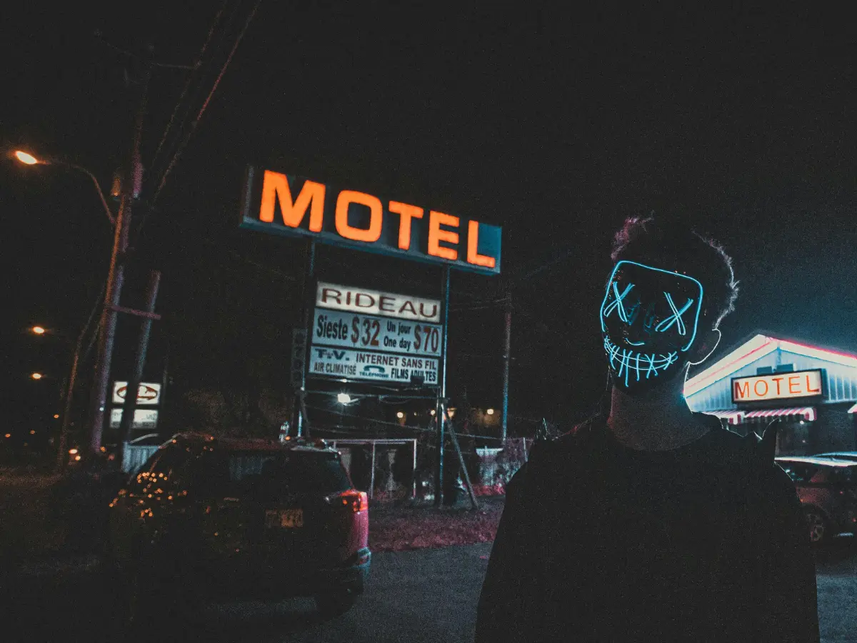 Airline crew lands at sleazy S&M motel in Milan after agency's booking blunder
