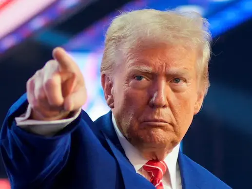 'YOU'RE IN DANGER': Trump warns reporters when asked about Israel-Iran war 'YOU'RE IN DANGER': Trump warns reporters when asked about Israel-Iran war