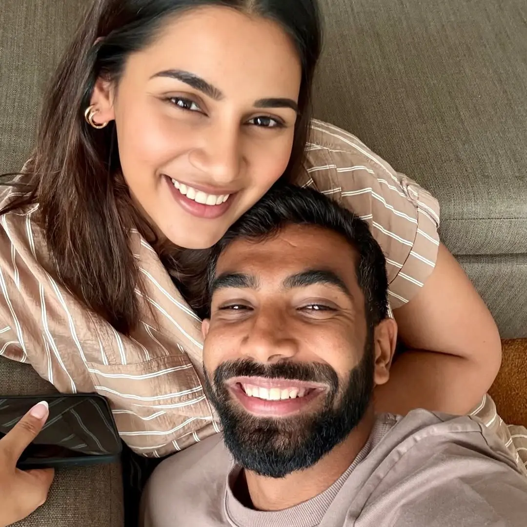 From Sanjana Ganesan to Athiya Shetty: Meet 5 gorgeous WAGs of current Indian Test cricketers