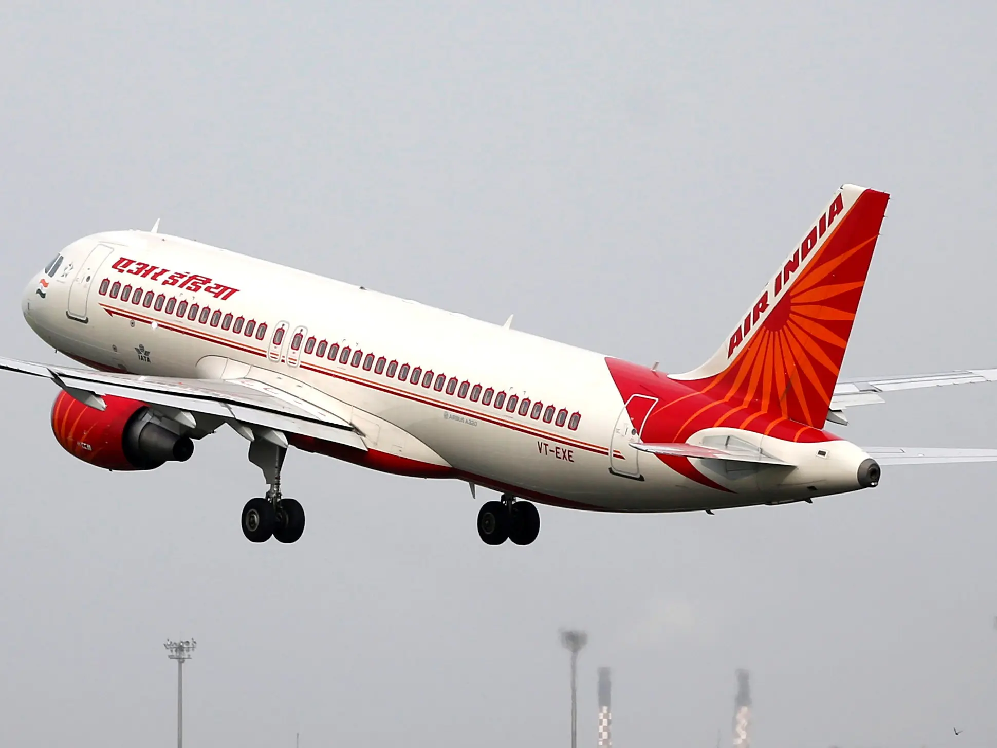 Air India Express flight IX-195 aborts takeoff at Jaipur after technical glitch Air India Express flight IX-195 aborts takeoff at Jaipur after technical glitch