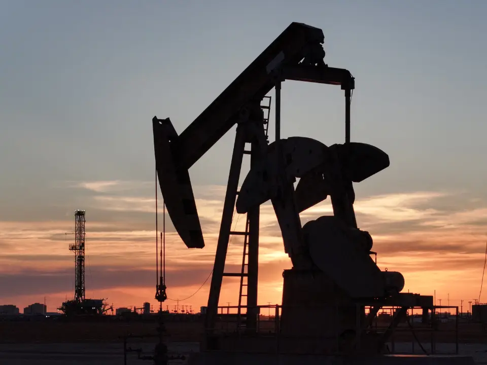 Oil prices rebound slightly as markets eye fragile Iran-Israel ceasefire Oil prices rebound slightly as markets eye fragile Iran-Israel ceasefire