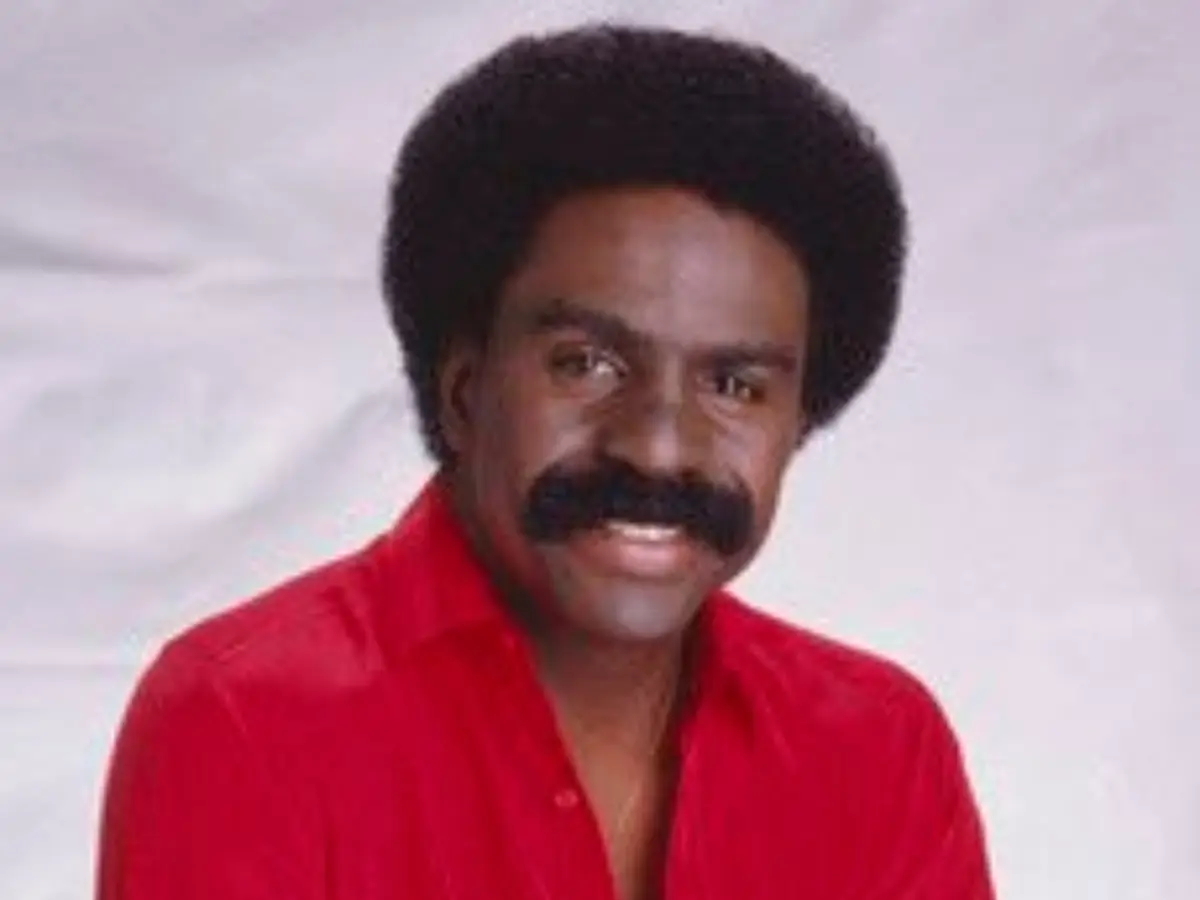 R&B group The Whispers founder Walter Scott, dies at 81 R&B group The Whispers founder Walter Scott, dies at 81