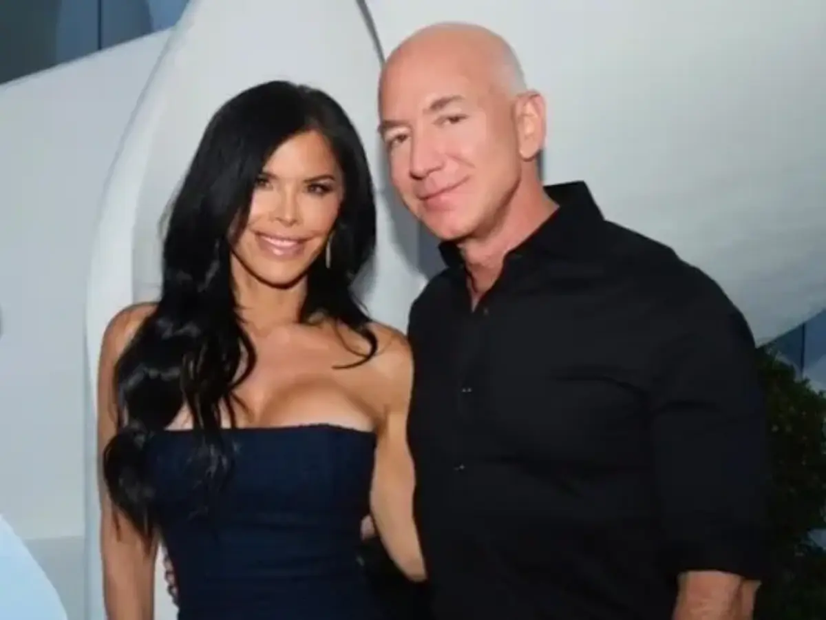Bezos and Sánchez secretly married with a millions of dollars worth prenup? Bezos and Sánchez secretly married with a millions of dollars worth prenup?
