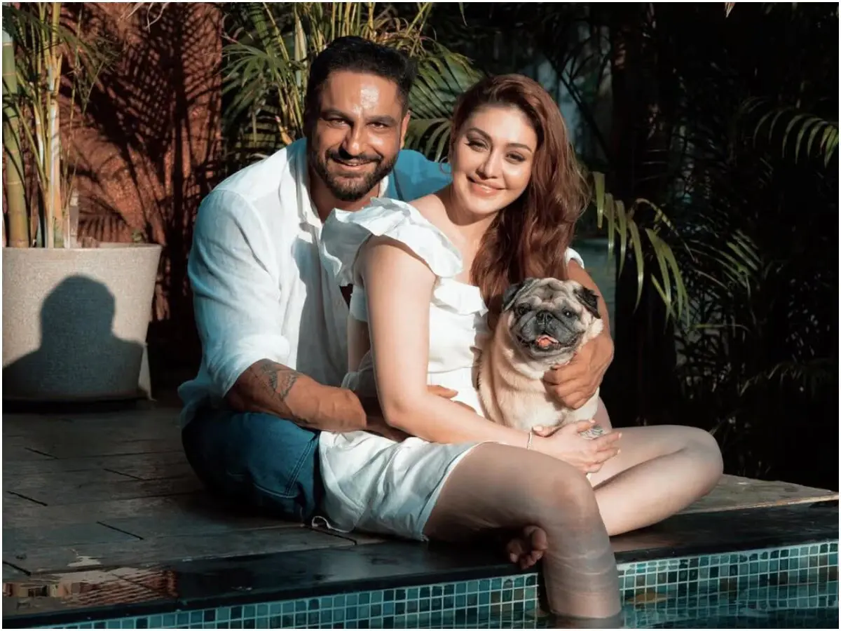 Parag Tyagi bids final farewell to Shefali Jariwala, immerses her ashes in the sea Parag Tyagi bids final farewell to Shefali Jariwala, immerses her ashes in the sea
