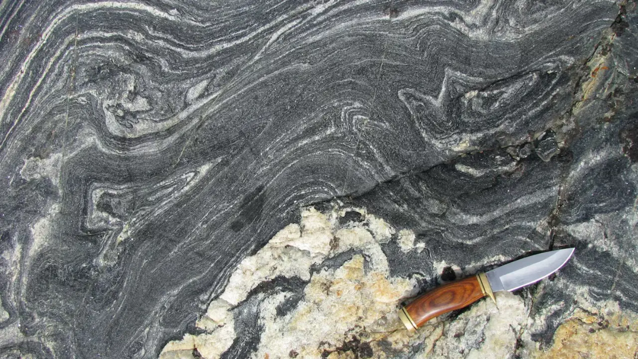 Scientists discovered Earth’s oldest rocks in Canada