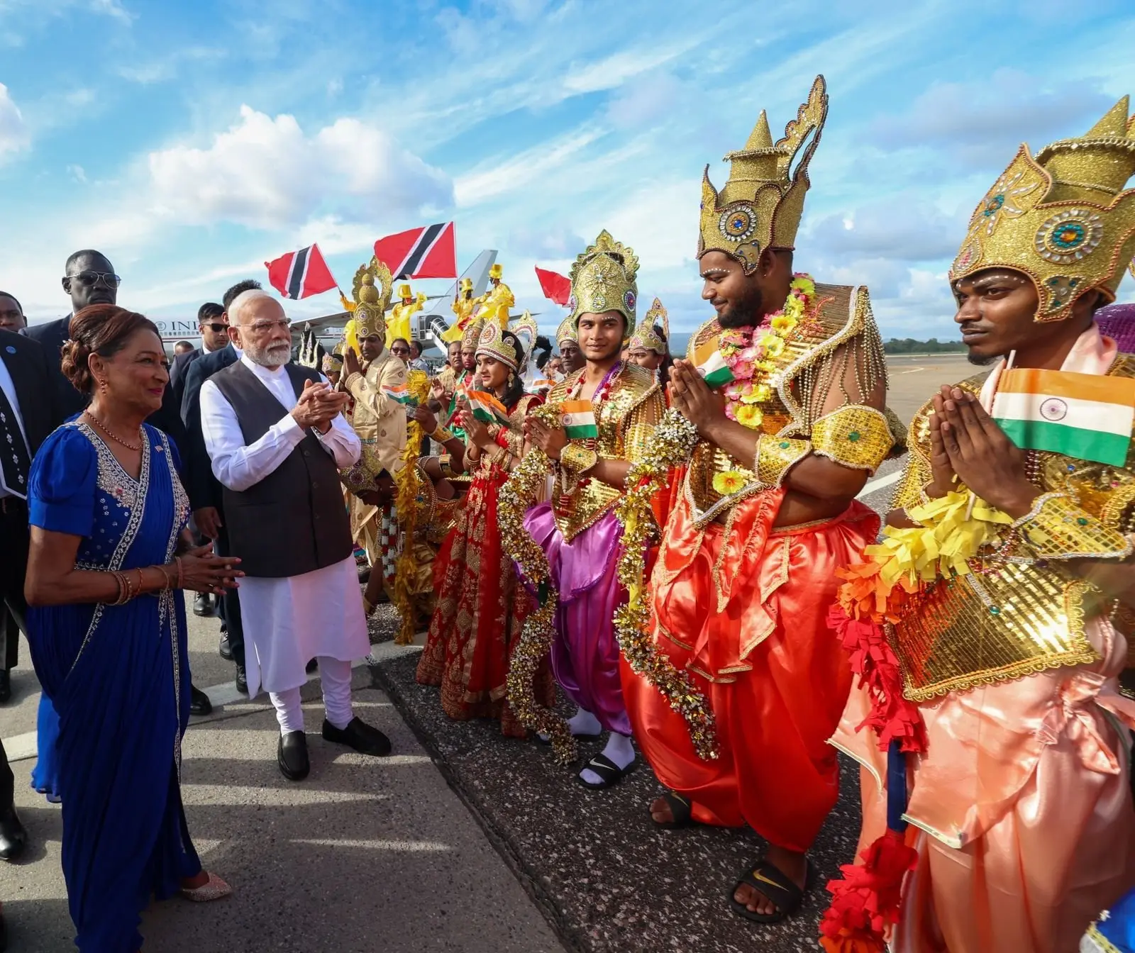PM Modi arrives in Trinidad and Tobago; 38 ministers and 4 MPs welcome him in a grand gesture