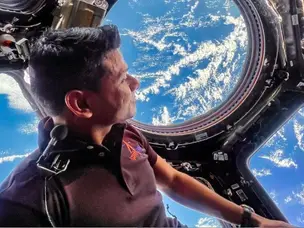 How do astronauts eat and defecate in space? The science behind daily life on the ISS