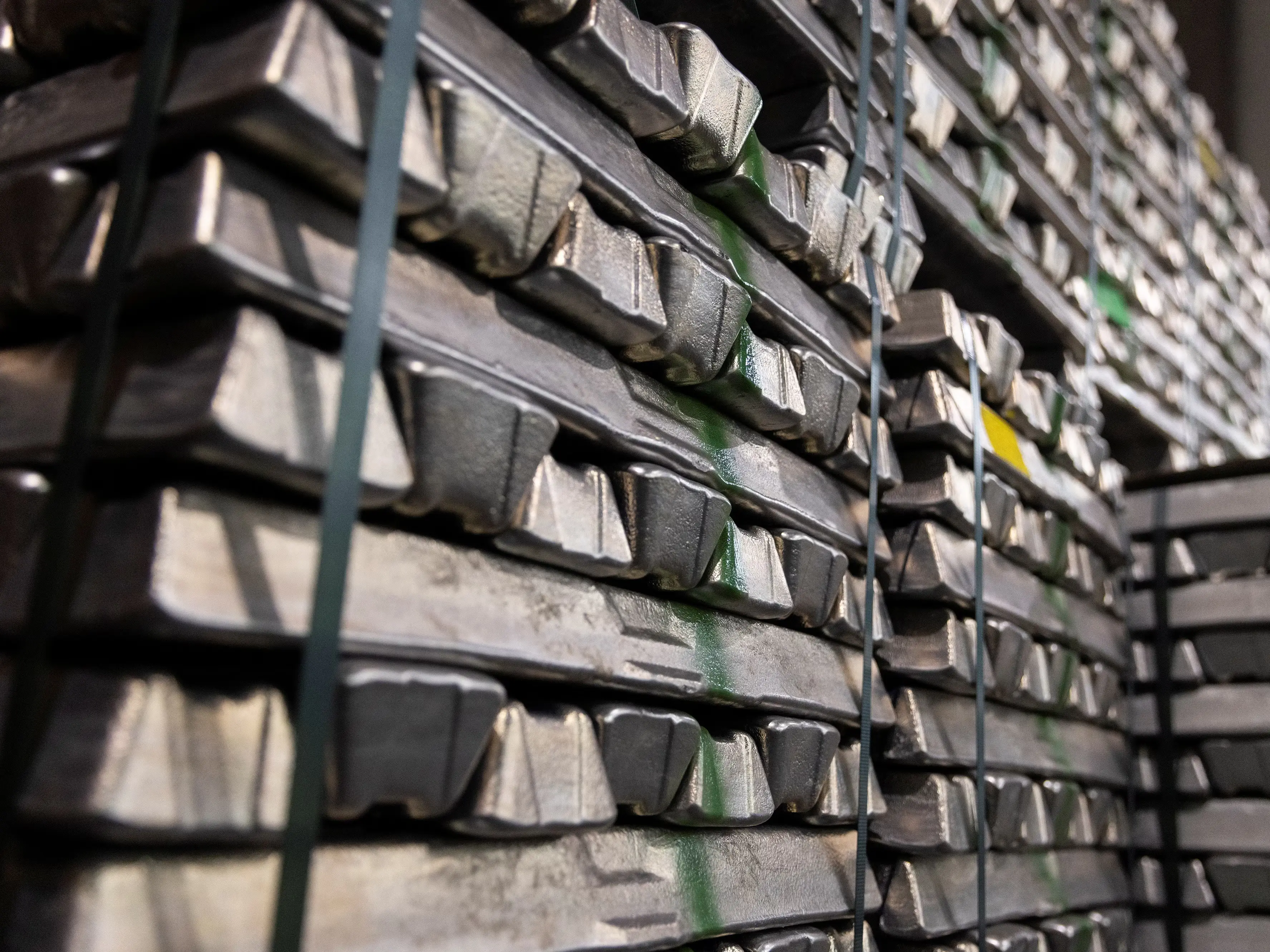 Metals tumble as Trump threatens 10% tariff on BRICS-aligned nations Metals tumble as Trump threatens 10% tariff on BRICS-aligned nations