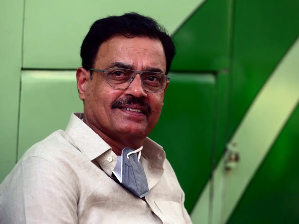 2. Dilip Vengsarkar – 157 Runs in 1982