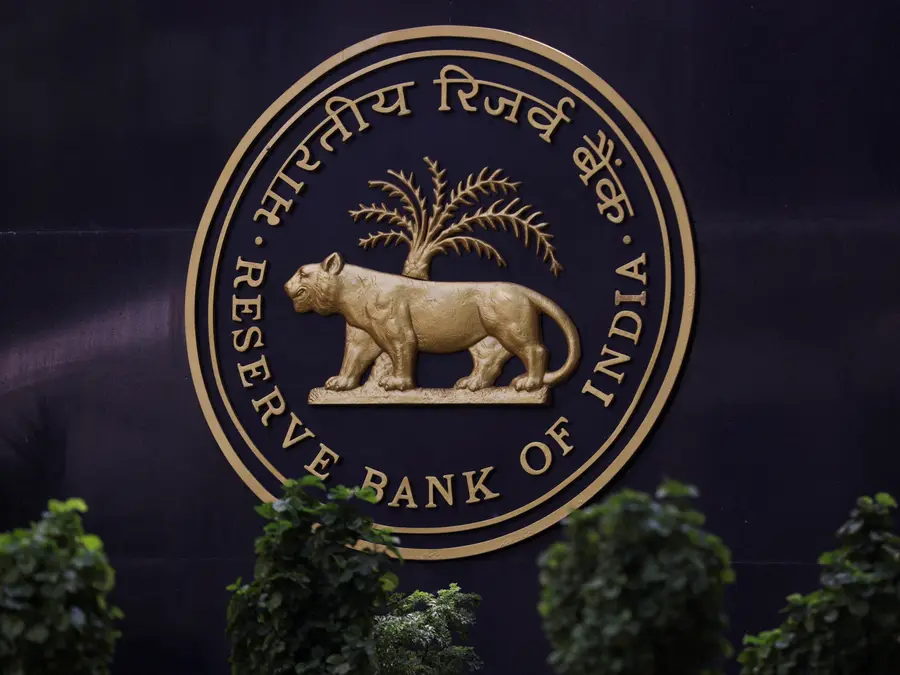 RBI steps in with ₹1 lakh crore reverse repo auction to curb excess liquidity
