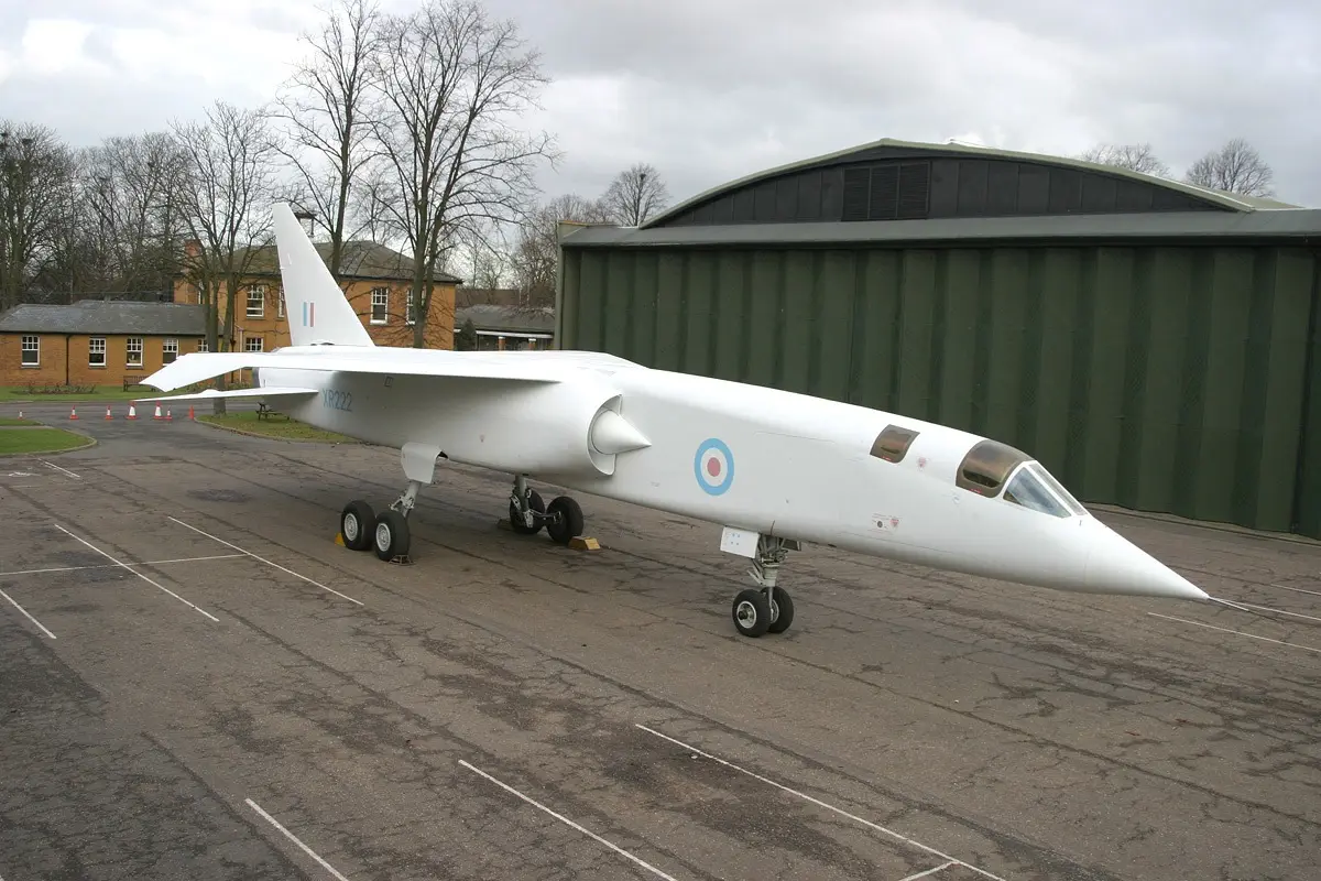This fighter jet would have dropped nuclear bombs while flying upside down! All about the TSR-2