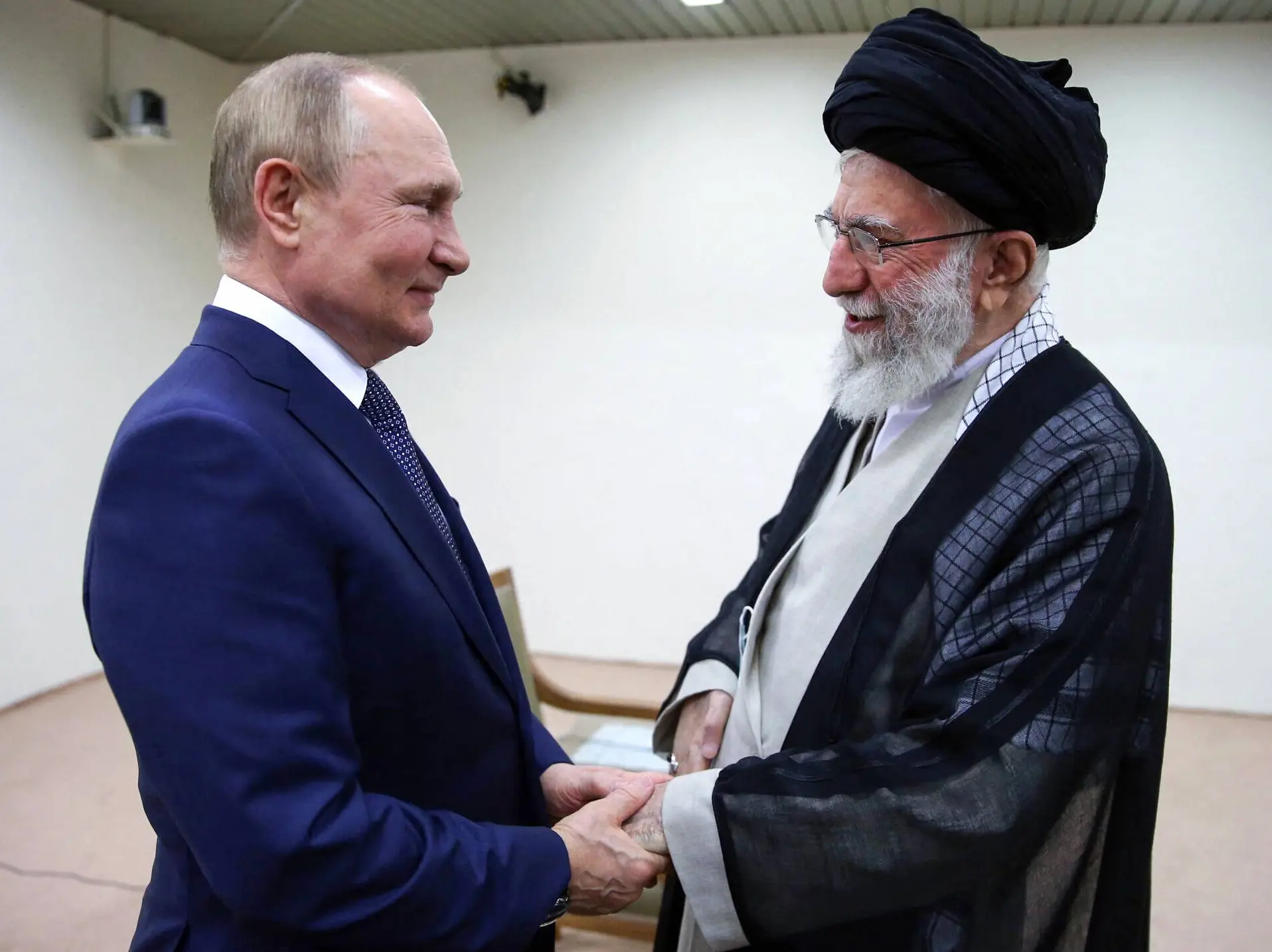 Is Russia turning on Iran? Putin secretly backs ‘zero enrichment’ nuclear deal Is Russia turning on Iran? Putin secretly backs ‘zero enrichment’ nuclear deal