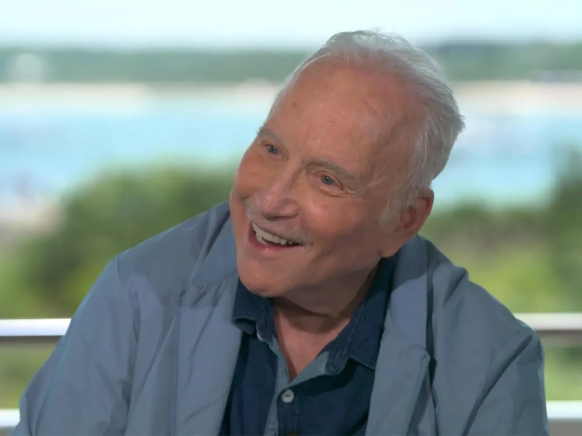 Veteran actor Richard Dreyfuss, best known for Jaws, hospitalised after detection of serial health illness Veteran actor Richard Dreyfuss, best known for Jaws, hospitalised after detection of serial health illness
