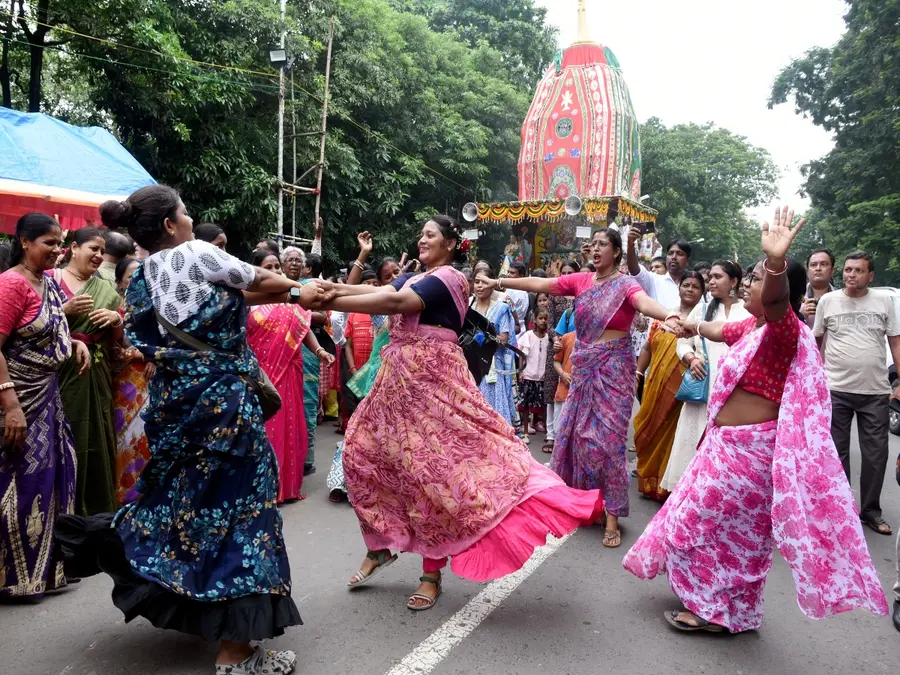 Rath Yatra procession in Toronto hurled with eggs, India demands accountability