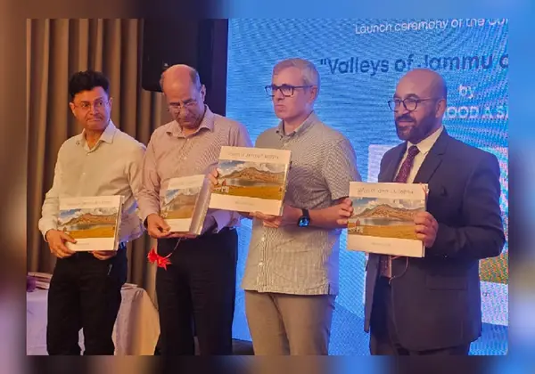 ‘Some people climb mountains while some climb walls,’ says CM Omar Abdullah ‘Some people climb mountains while some climb walls,’ says CM Omar Abdullah