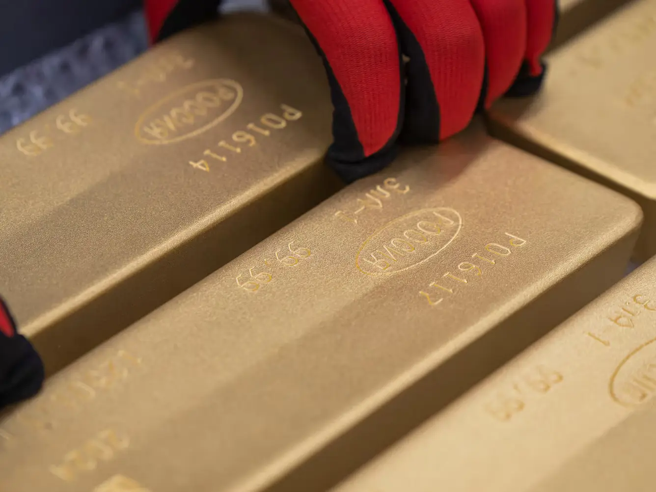Gold gains as trade tensions and US inflation data keep investors on edge Gold gains as trade tensions and US inflation data keep investors on edge