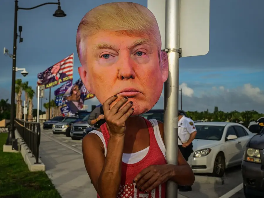 What's chronic venous insufficiency? How dangerous is Donald Trump's disease? Symptoms