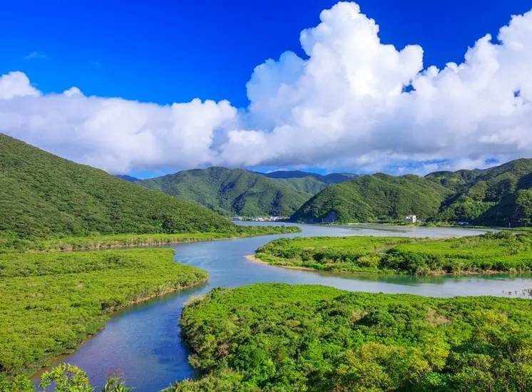 10. Japan: 26 sites