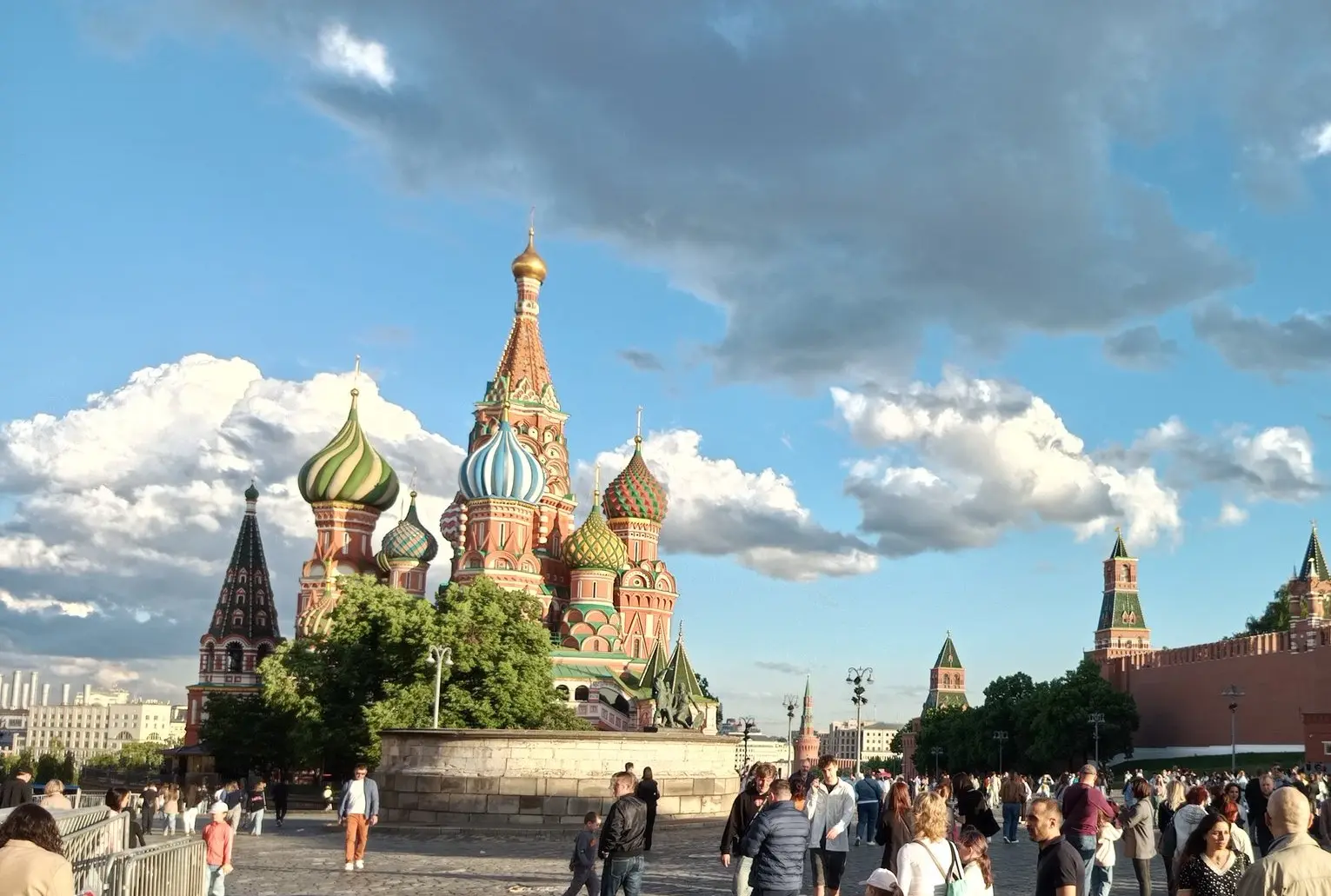 8. Russia: 33 sites