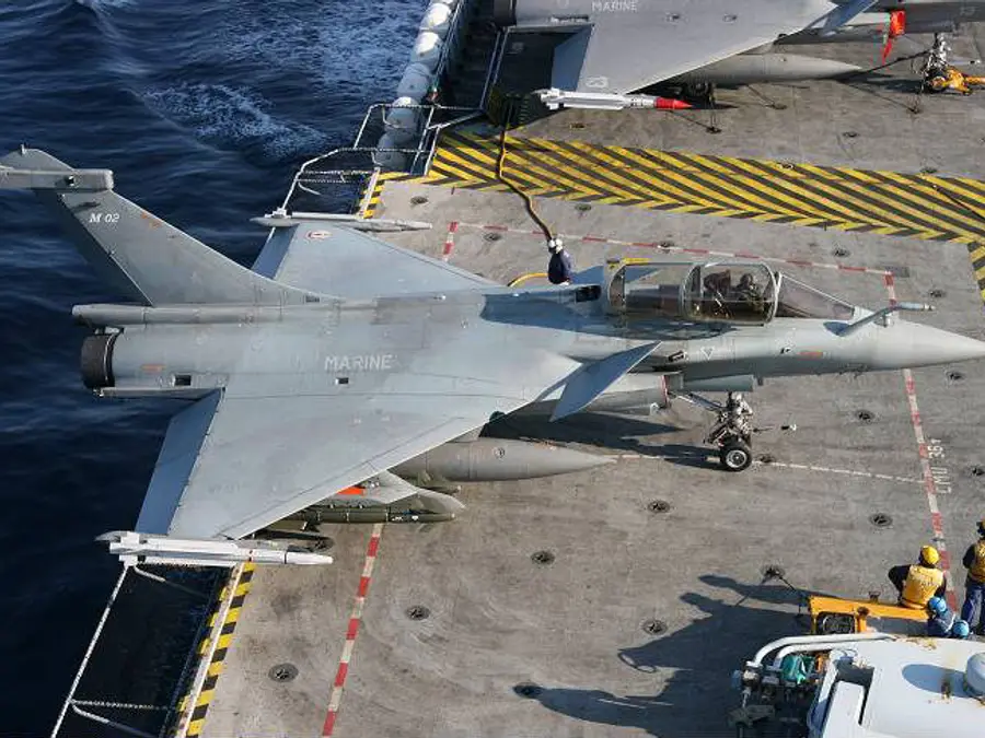 How fighter jets land on a moving ship in middle of the ocean? Tech, skill and science explained