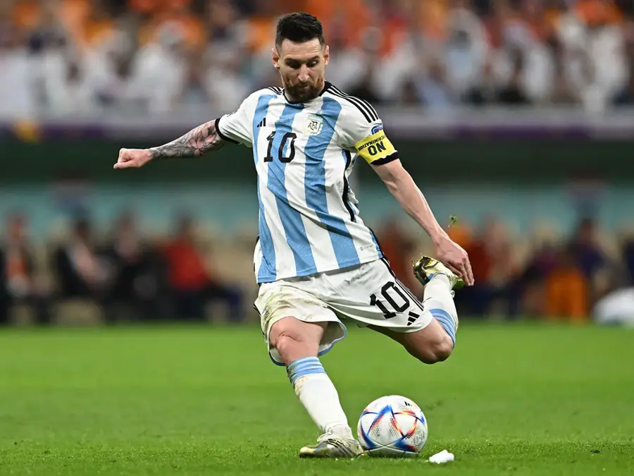 Lionel Messi surpasses Cristiano Ronaldo for THIS record – Details inside