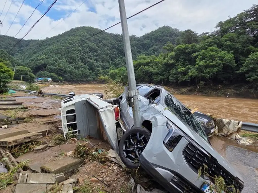 South Korea hit by deadly floods; worst rainfall in years leaves 17 dead, several missing