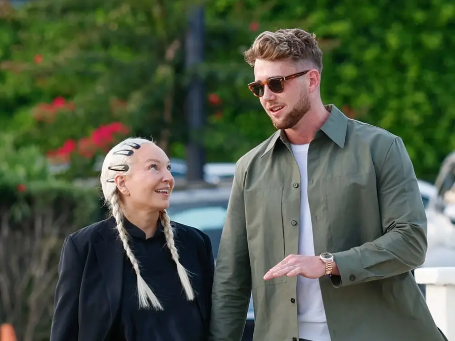 Is Cheap Thrills singer Sia dating Harry Jowsey? Duo's LA dinner date pictures go viral
