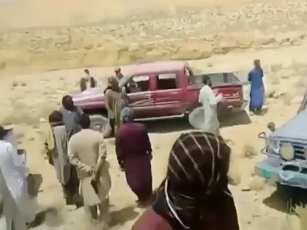 'Walk seven steps with me...then shoot me': Another honour killing in Pakistan; video of Baloch couple's last words goes viral 'Walk seven steps with me...then shoot me': Another honour killing in Pakistan; video of Baloch couple's last words goes viral