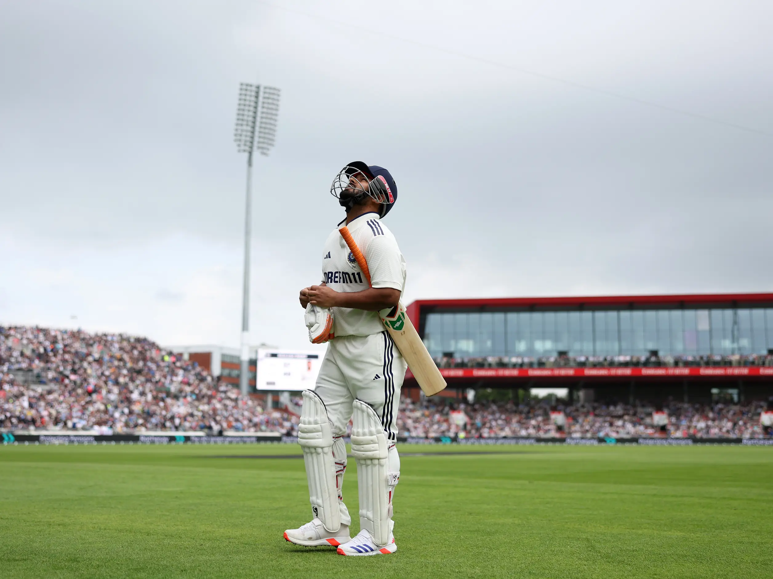 Broken-toe Pant past Kohli, Rohit record and equals Sehwag with 54 in Manchester Broken-toe Pant past Kohli, Rohit record and equals Sehwag with 54 in Manchester
