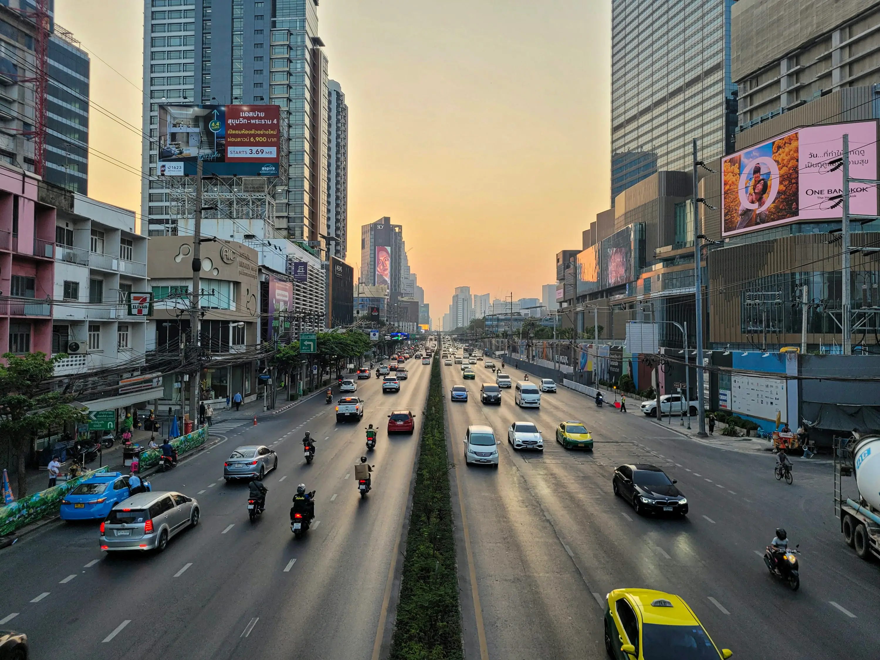 Can Indians visit Bangkok if Thailand goes to war with Cambodia?