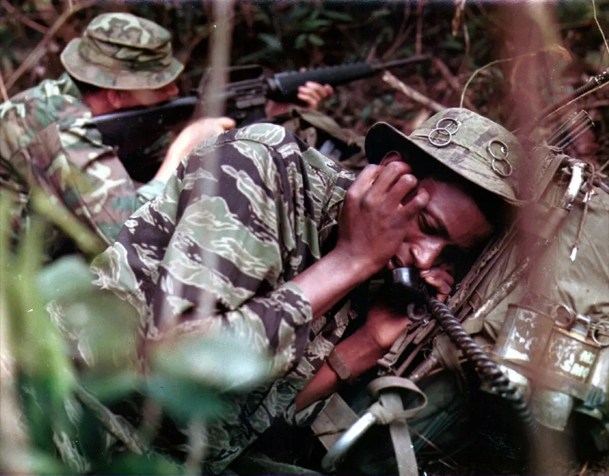 Guerrilla warfare and asymmetric strategy