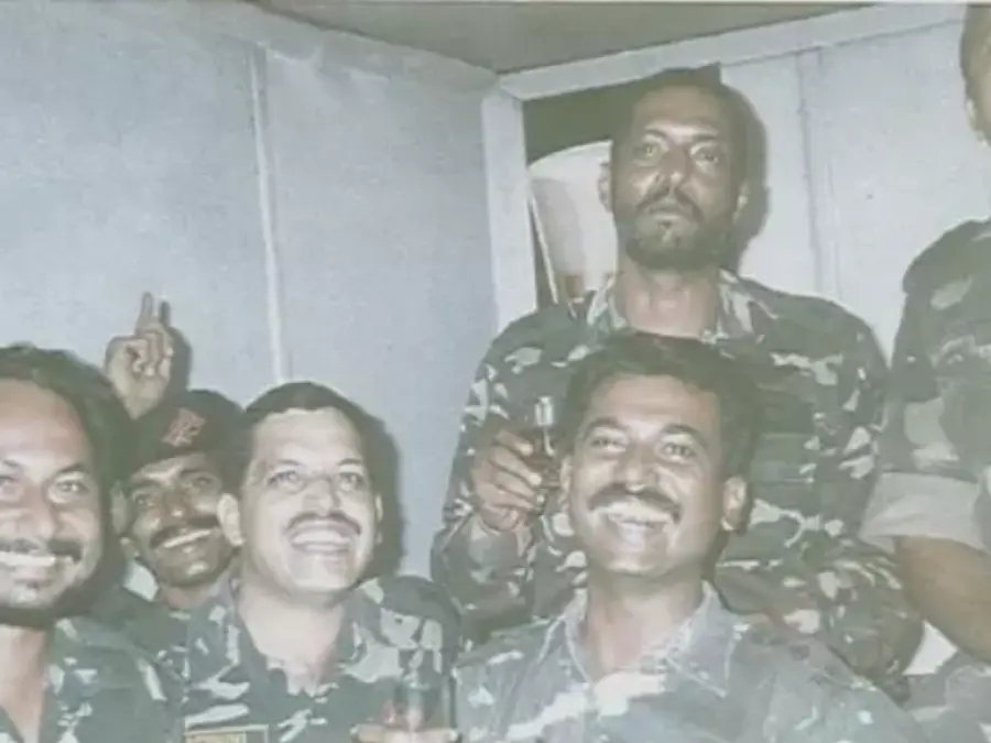 Did you know THIS Bollywood actor joined Indian Army during 1999 Kargil War?