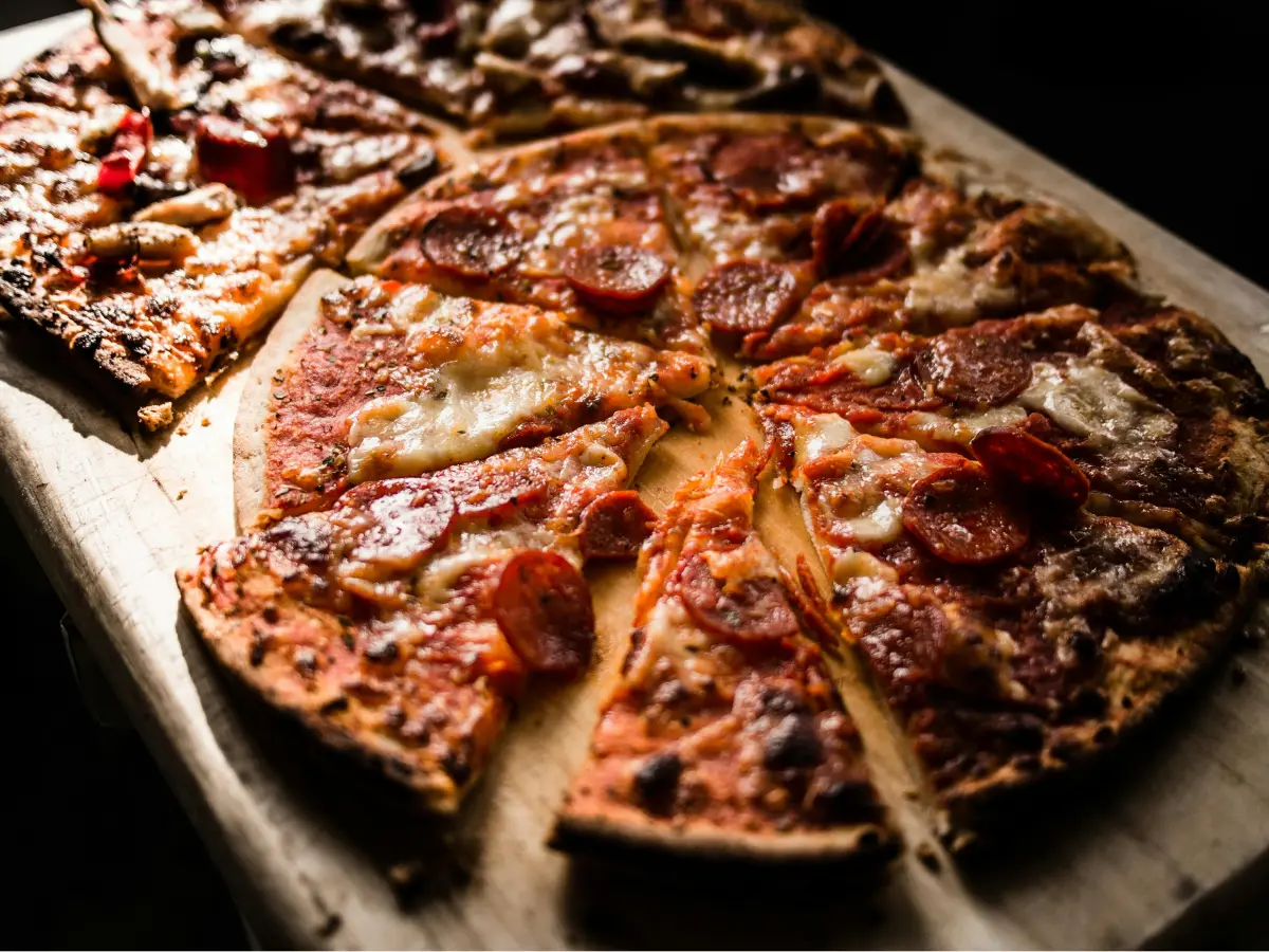 'Pot' pizzas accidentally intoxicate nearly 100 people. The shocked restaurant owner revealed...