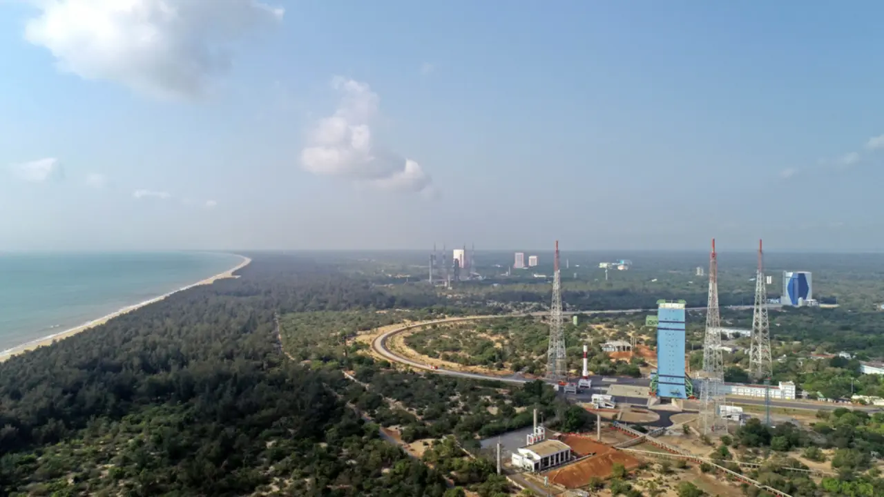 Why is Sriharikota the perfect launch site?