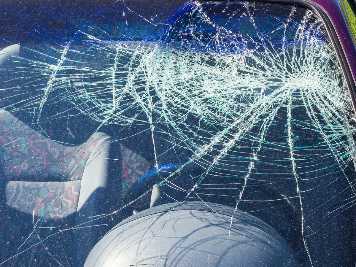 11 killed, 10 injured in 2 separate accidents in Pakistan 11 killed, 10 injured in 2 separate accidents in Pakistan