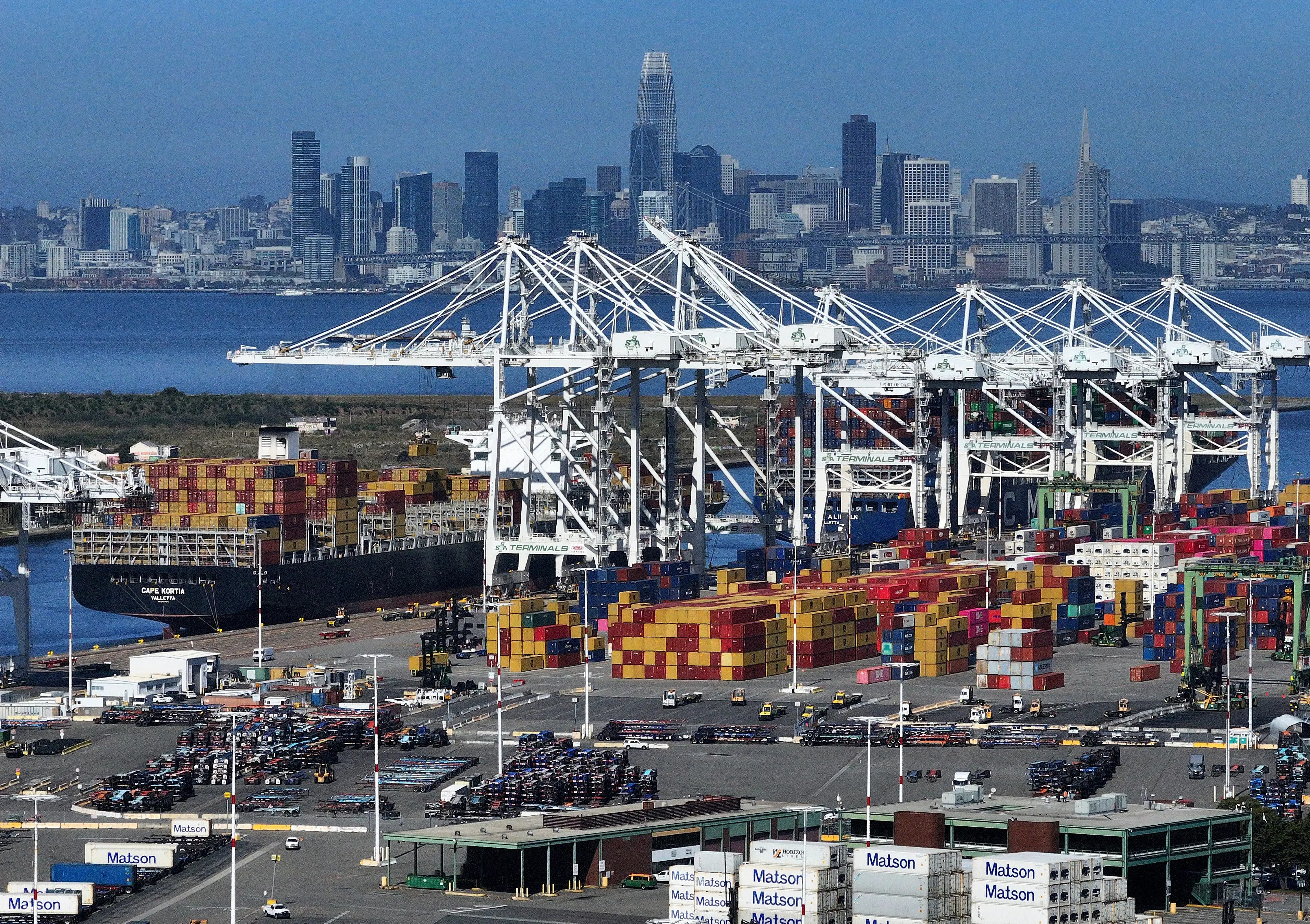 US merchandise trade deficit narrows in June, fuelling Q2 GDP optimism