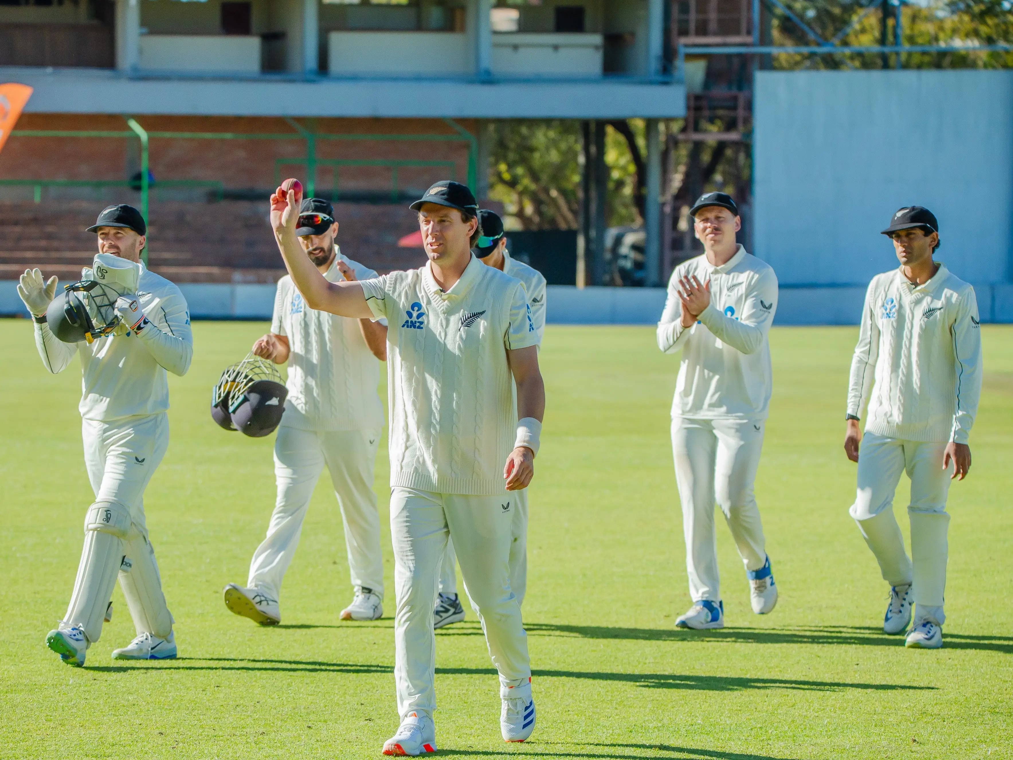 Matt Henry puts New Zealand in control of first Test against Zimbabwe Matt Henry puts New Zealand in control of first Test against Zimbabwe