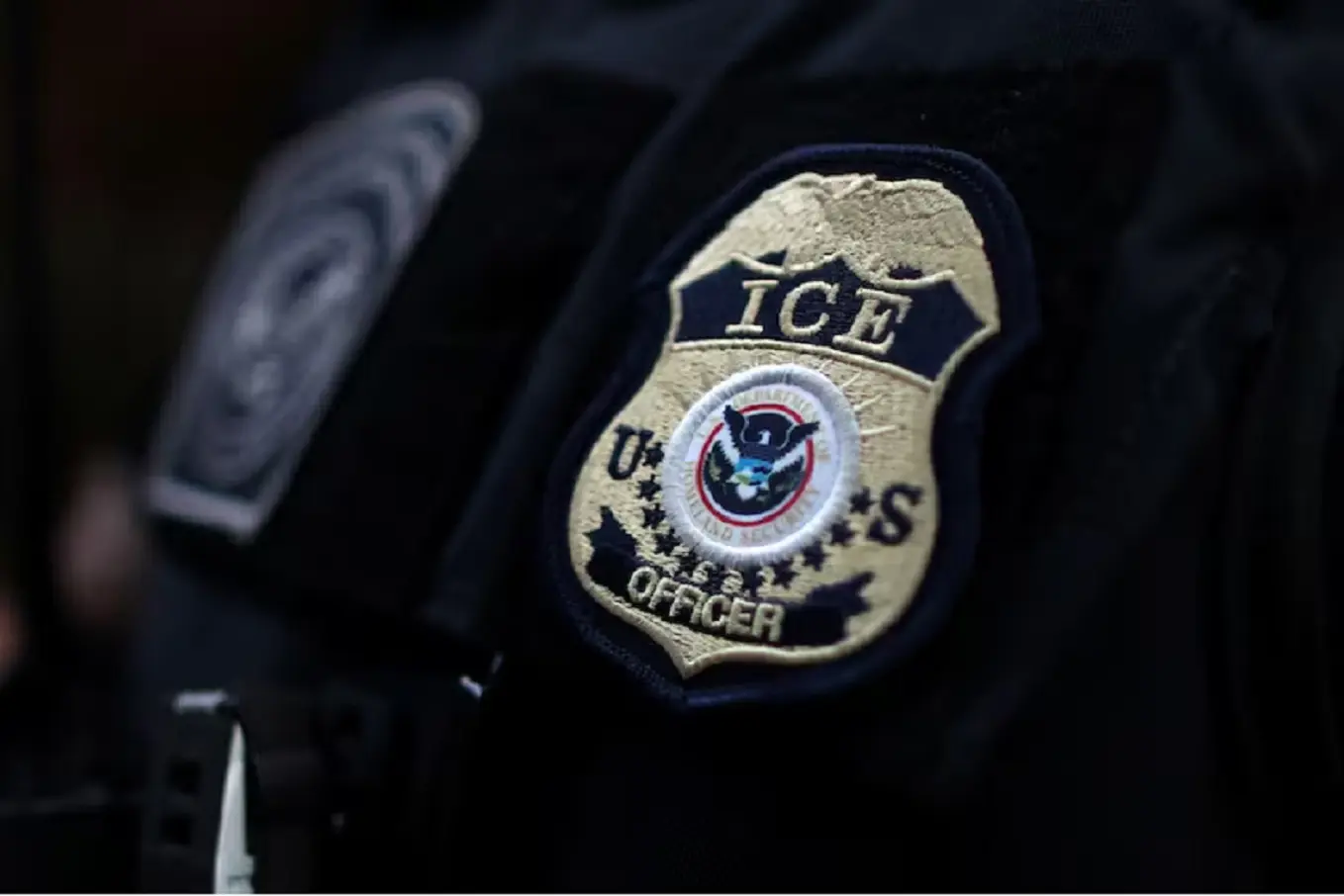 US offers $50K signing bonus as incentive to ICE deportation officer new hires