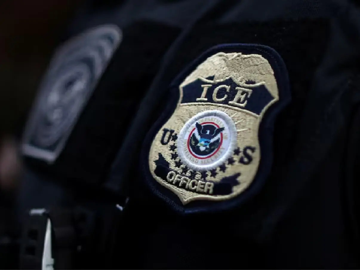 US offers $50K signing bonus as incentive to ICE deportation officer new hires US offers $50K signing bonus as incentive to ICE deportation officer new hires