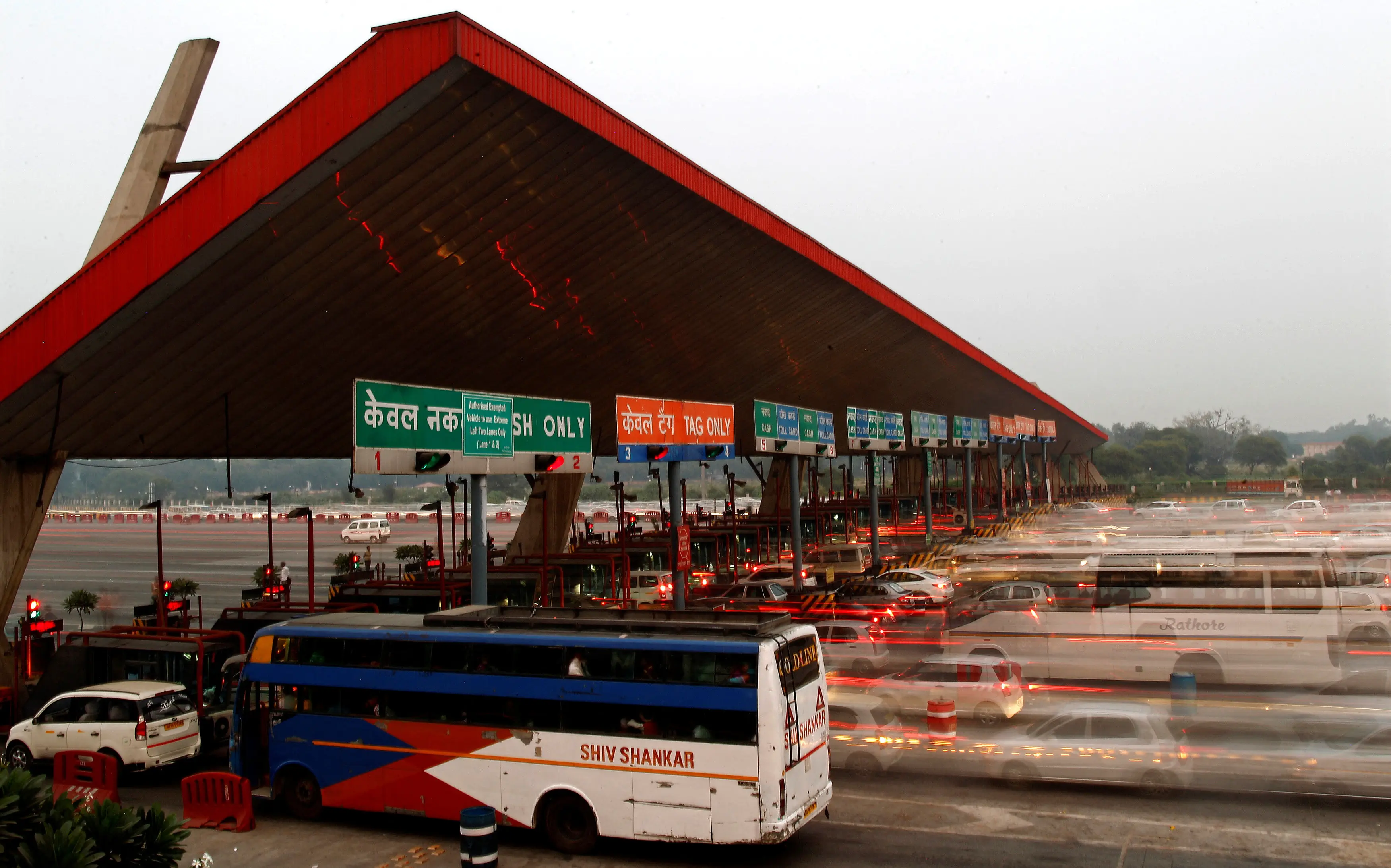 India launches FASTag Annual Pass for private vehicles from August 15: Details here