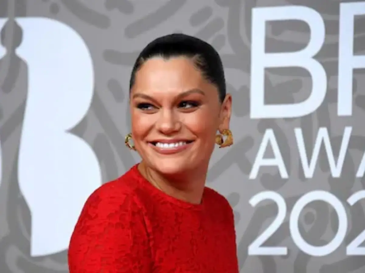 Singer Jessie J hospitalised weeks after revealing breast cancer diagnosis, shares health update Singer Jessie J hospitalised weeks after revealing breast cancer diagnosis, shares health update