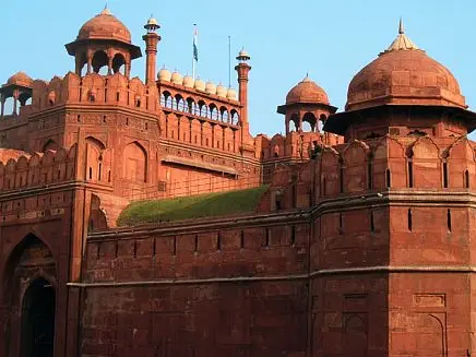 Five illegal Bangladeshi immigrants held for forcibly attempting to enter Red Fort: Police Five illegal Bangladeshi immigrants held for forcibly attempting to enter Red Fort: Police